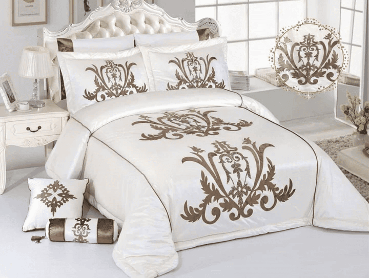 8 Pcs Bridal Velvet Bed Sheet Comforter Set – Imperial White