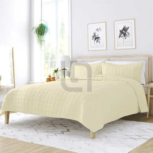 Coverlet Beige