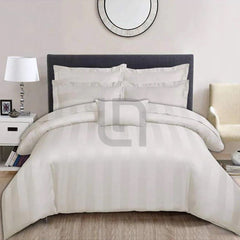 Hotel bed sheets - White