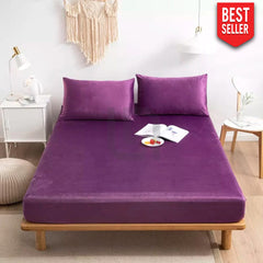 VELVET FITTED BED SHEET – MAGENTA