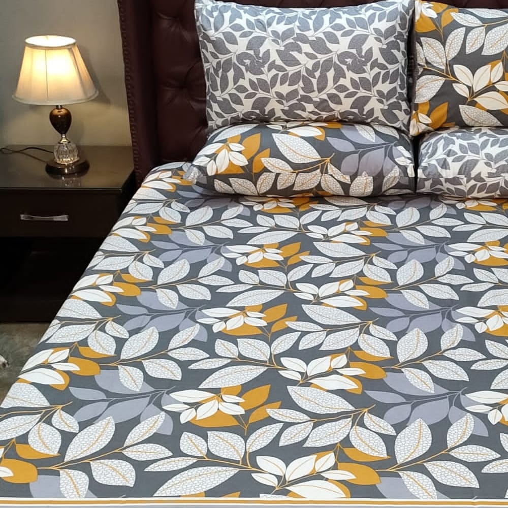 Yellow leaf bed sheet