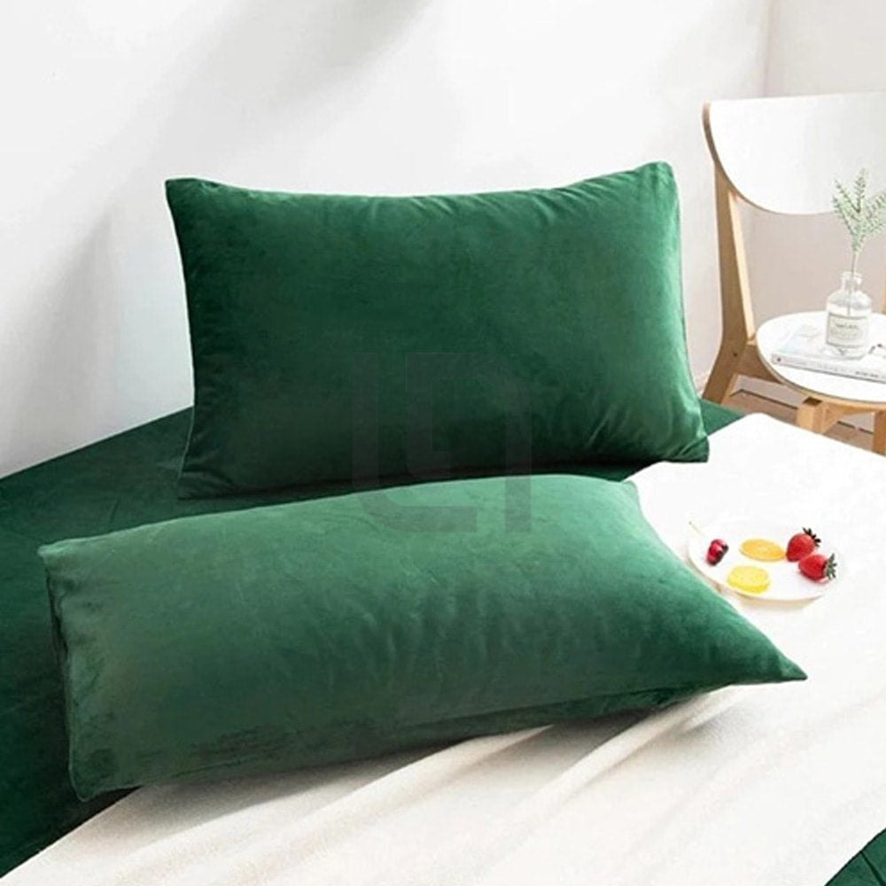 Velvet-pillow-cover-green